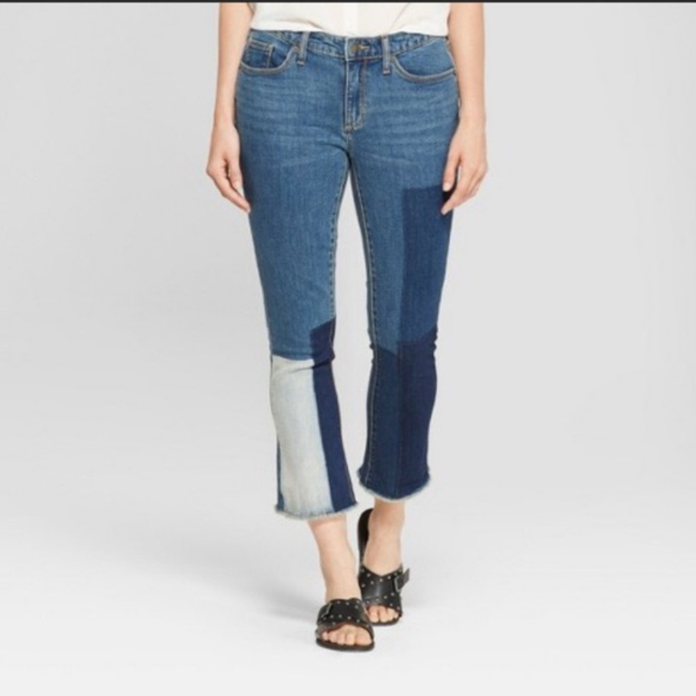 Universal Thread cropped flare jeans size …